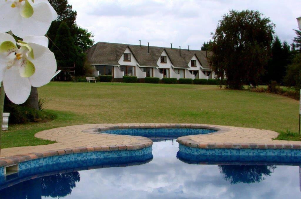 Blue Haze Country Lodge Estcourt Exterior photo