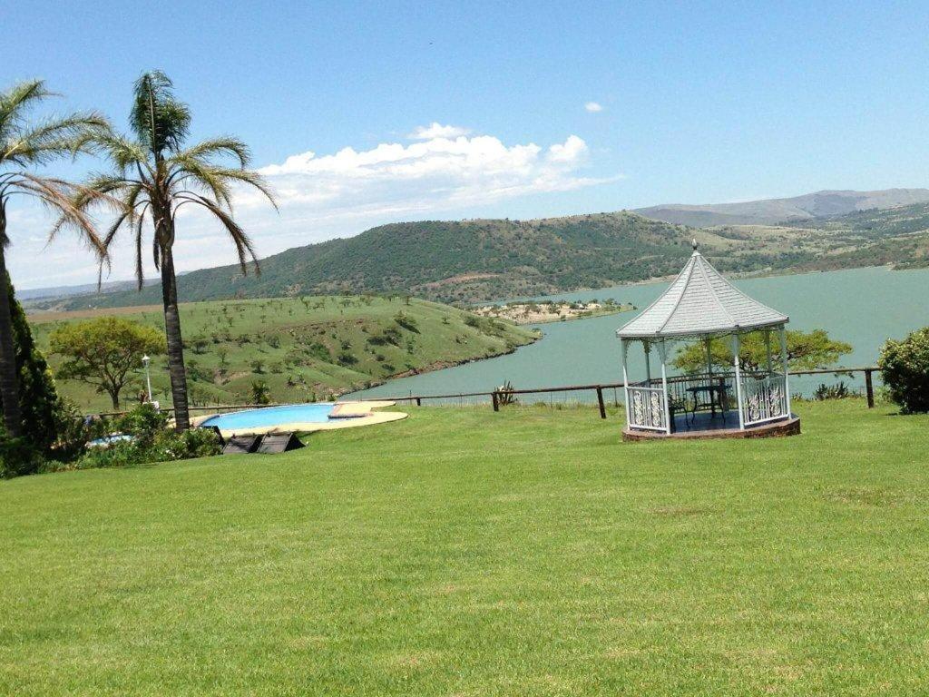 Blue Haze Country Lodge Estcourt Exterior photo